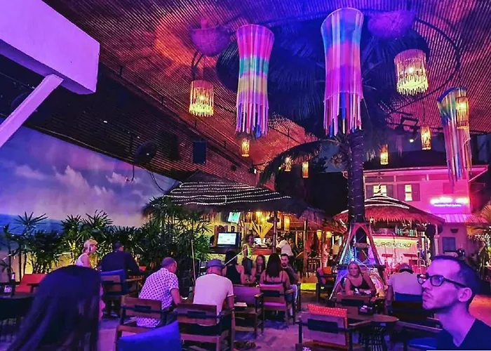 Xx Go Khaosan ถนนข้าวสาร Apartamento Banguecoque
